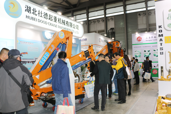 杜德展廳人氣興旺.jpg